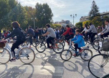 Συνεργασία μεταξύ ΚΕΔΕ και υπουργείων για ανάπτυξη του ποδηλατικού τουρισμού