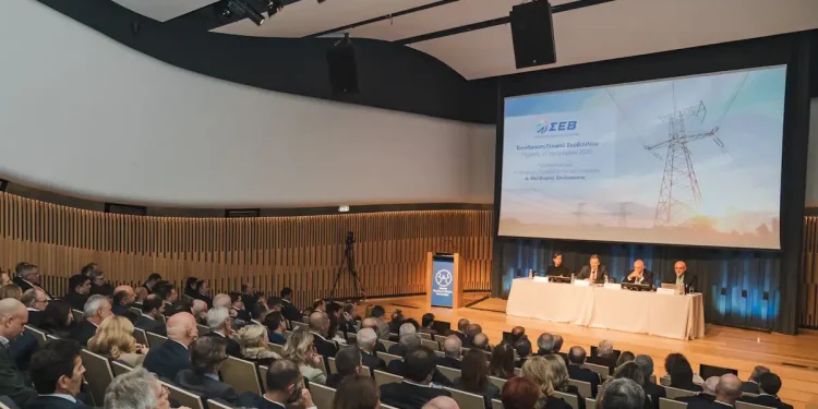 ΣΕΒ: Σημαντικό πρόβλημα για τις επιχειρήσεις το υψηλό κόστος ενέργειας