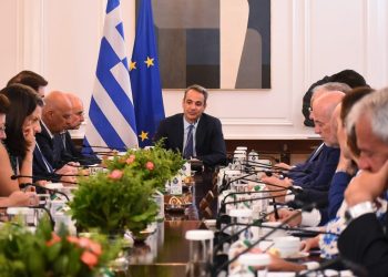 Πολιτικές εξελίξεις: Η επιλογή του νέου προέδρου της Δημοκρατίας και ο αναμενόμενος ανασχηματισμός