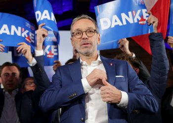 Αυστρία: Εντολή σχηματισμού κυβέρνησης στον Χέρμπερτ Κικλ