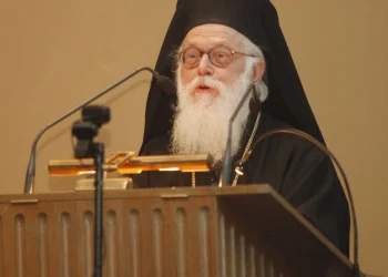 Εκοιμήθη ο Αρχιεπίσκοπος Αλβανίας Αναστάσιος: Ένα οικουμενικό σύμβολο πίστης και ανθρωπισμού