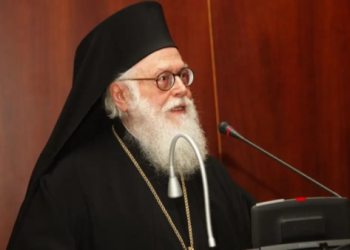 Παραμένει κρίσιμη η κατάσταση της υγείας του Αρχιεπισκόπου Αναστασίου