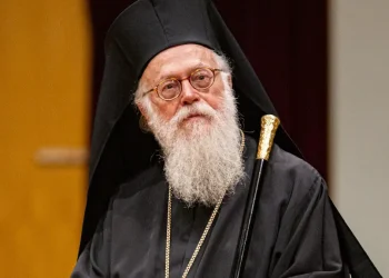 Αναστάσιος: Ο Αρχιεπίσκοπος που αναγέννησε την Ορθόδοξη Εκκλησία της Αλβανίας