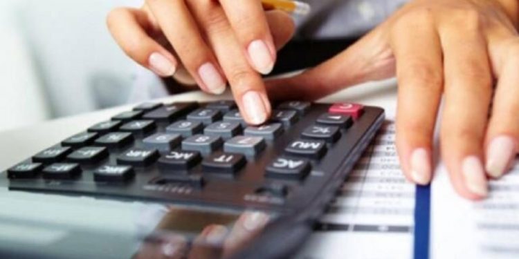 Έρχονται οι νέες ασφαλιστικές εισφορές για 800.000 ελεύθερους επαγγελματίες