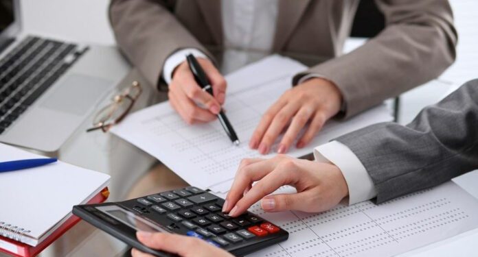 Ποιους θα ελέγξει η εφορία το 2025 – Ποιες υποθέσεις παραγράφονται