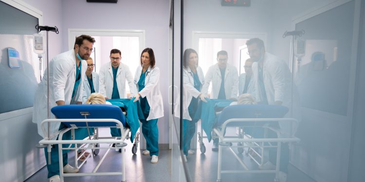 Εντατικές παρεμβάσεις για τη βελτίωση στις εφημερίες των νοσοκομείων