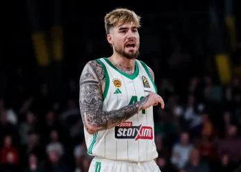 Ο Παναθηναϊκός δεν άντεξε το «σκληρό» παιχνίδι της Μπαρτσελόνα