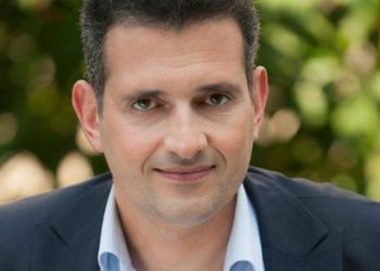 Καλλιθέα: Παραιτήθηκε από δημοτικός σύμβουλος, ο Δημήτρης Κάρναβος