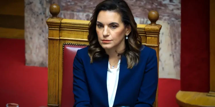 Συζήτηση στην Ολομέλεια της Βουλής, των άρθρων και του συνόλου του σχεδίου νόμου "Θέσπιση προδιαγραφών ακινήτων βραχυχρόνιας μίσθωσης, περιβαλλοντική κατάταξη καταλυμάτων, απλούστευση διαδικασίας ίδρυσης τουριστικών επιχειρήσεων και ειδικότερες διατάξεις ελέγχου και ενίσχυσης πλαισίου τουριστικών υποδομών", Πέμπτη 16 Ιανουαρίου 2025. (ΓΙΩΡΓΟΣ ΚΟΝΤΑΡΙΝΗΣ/EUROKINISSI)