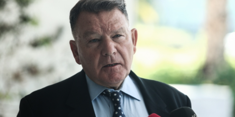 Η ανακοίνωση του Αλέξη Κούγια: Μηνύει Κασσελάκη, Ακρίτα και Μπιμπίλα