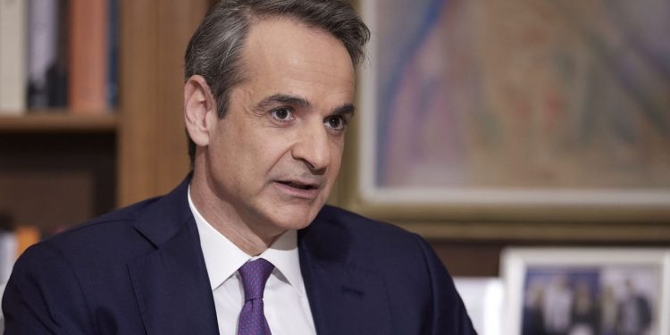 Κυβέρνηση Μητσοτάκη: Επικέντρωση στο κυβερνητικό έργο και «πλαγιοκόπηση» του ΠΑΣΟΚ