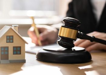 Αρχίζουν οι ηλεκτρονικοί πλειστηριασμοί του 2025: Στο στόχαστρο οι φορολογούμενοι με χρέη