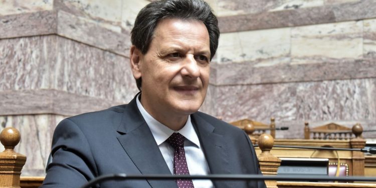 Θόδωρος Σκυλακάκης: Συνεχίζουμε στο «πράσινο μονοπάτι», αλλά ταυτόχρονα κάνουμε έρευνες για φυσικό αέριο