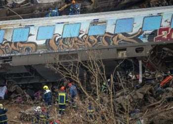 Κυβέρνηση: Πολιτική στρατηγική απέναντι στην αντιπαράθεση για τα Τέμπη