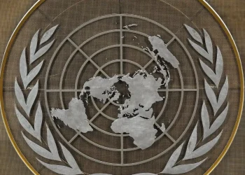 Ελληνίδα υπάλληλος του ΟΗΕ κατηγορείται για απάτη 1 εκατ. ευρώ – 7 χρόνια έφτιαχνε πλαστά εξοδολόγια