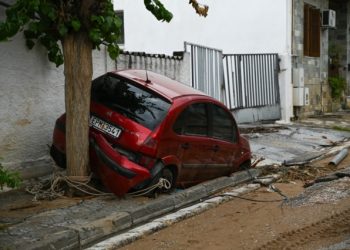 Υποχρεωτική ασφάλιση κατά φυσικών καταστροφών για οχήματα και επιχειρήσεις