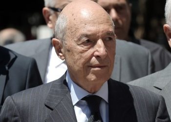 Δημοσία δαπάνη και Εθνικό πένθος για τον Κώστα Σημίτη