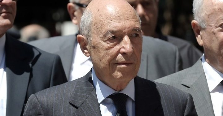 Δημοσία δαπάνη και Εθνικό πένθος για τον Κώστα Σημίτη