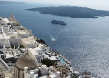 Β. Καραστάθης: H τεκτονική δραστηριότητα στα ενεργοποιημένα ρήγματα συνδέεται με άνοδο μάγματος