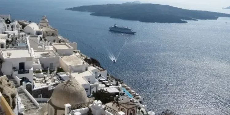 Β. Καραστάθης: H τεκτονική δραστηριότητα στα ενεργοποιημένα ρήγματα συνδέεται με άνοδο μάγματος
