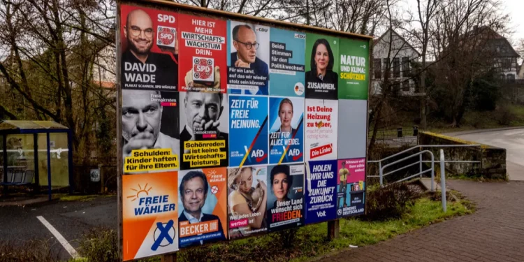 Εκλογές στη Γερμανία: Αυξημένη η συμμετοχή των πολιτών – Στις 19.00 τα πρώτα exit polls