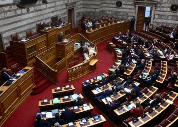 Τέμπη: Θα αναζητηθούν ευθύνες σε όλα τα επίπεδα διαμηνύει η κυβέρνηση