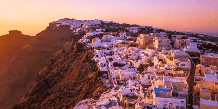 Τρίτη δέσμη έκτακτων μέτρων λόγω της σεισμικής δραστηριότητας στη Σαντορίνη – Νέοι σεισμοί στην Αμοργό