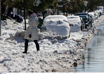 Νέο έκτακτο δελτίο καιρού: Στην «κατάψυξη» η χώρα μέχρι την Δευτέρα – Χιόνια και στην Αττική