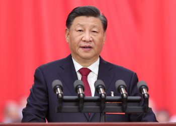 Η Κίνα βλέπει να ανοίγει «παράθυρο για την ειρήνη» στην Ουκρανία