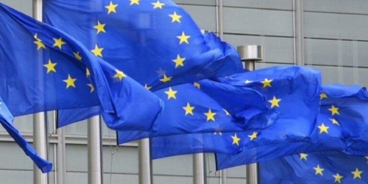 Η ΕΕ δίνει 422 εκατ. ευρώ για ανάπτυξη υποδομών εναλλακτικών καυσίμων