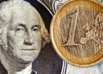 Ισοτιμία ευρώ-δολαρίου: Τα δεδομένα που εκπλήσσουν τους πάντες