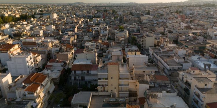 Επέκταση του προγράμματος «Εξοικονομώ 2025» σε σεισμόπληκτες περιοχές