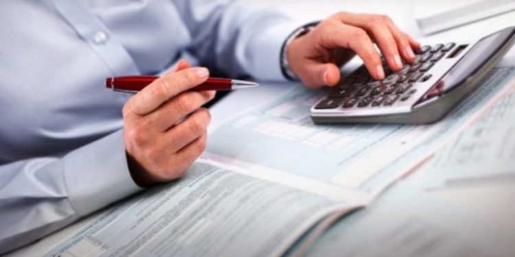 Φορολογικές δηλώσεις 2025: Βαρύτερα τα φετινά εκκαθαριστικά