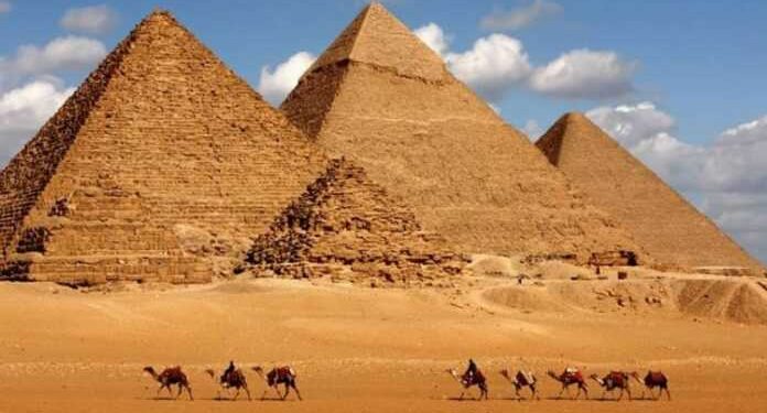 Οι αρχαιολόγοι έμειναν σε απόλυτο σοκ μετά το άνοιγμα της χαμένης αρχαίας αιγυπτιακής πυραμίδας