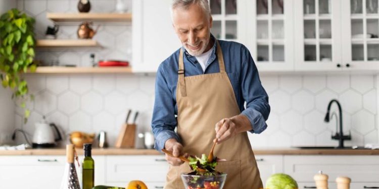 Αμύγδαλα και άλλες 8 τροφές που προστατεύουν από τον καρκίνο παχέος εντέρου