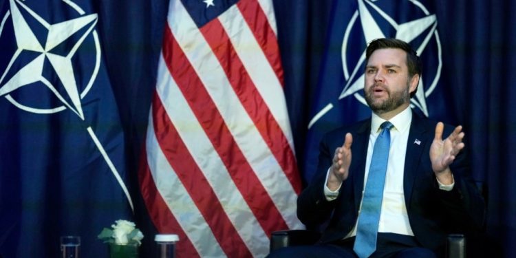 Τζέι Ντι Βανς σε Ευρωπαίους: «Αν τρέχετε με το φόβο των δικών σας ψηφοφόρων, δεν υπάρχει τίποτα που μπορεί να κάνει η Αμερική για εσάς»