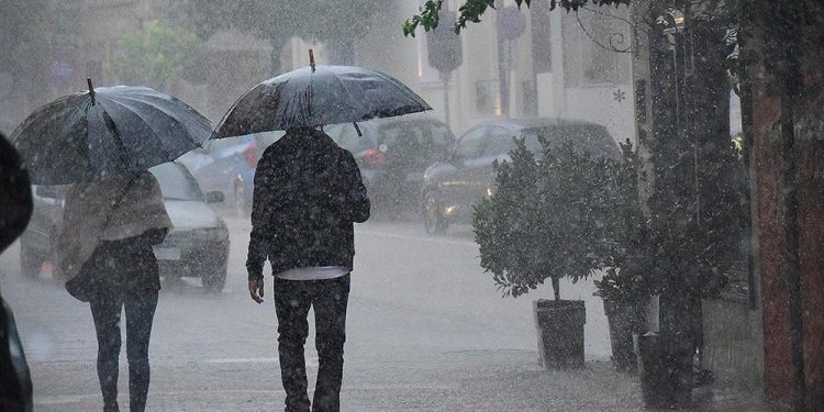 Καιρός σήμερα: Πολικές θερμοκρασίες, βροχές και χιόνια στο μεγαλύτερο μέρος της χώρας