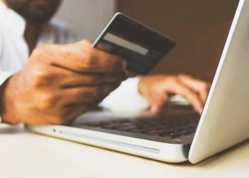 Από τις 15 Μαρτίου η προπληρωμένη κάρτα για τα επιδόματα