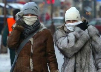 Καιρός: Τσουχτερό κρύο και χιόνια σε χαμηλά υψόμετρα