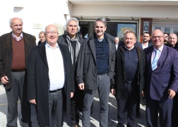 Μητσοτάκης από Σαντορίνη: Όλος ο κρατικός μηχανισμός έχει κινητοποιηθεί