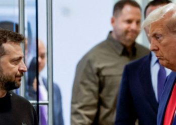 Ντ. Τραμπ: Δικτάτορας χωρίς εκλογές ο Ζελένσκι – Να κινηθεί γρήγορα αλλιώς δεν θα του απομείνει χώρα