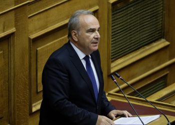 Ν. Παπαθανάσης: Παρουσιάζουμε επιχειρήσεις «με ονοματεπώνυμο» που επενδύουν στη Δ. Μακεδονία – Ερώτηση Κ. Βέττα