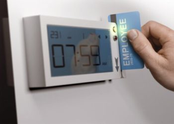 Πέντε αλλαγές με την ψηφιακή κάρτα εργασίας σε τουρισμό και εστίαση