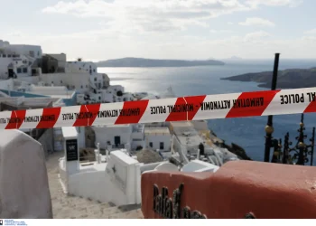 Σεισμική δραστηριότητα στη Σαντορίνη: Ανησυχία για τις συνεχείς δονήσεις