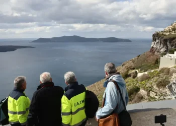 Σεισμοί: Σε ύφεση η ακολουθία – Κλειστά σχολεία μέχρι τις 28 Φεβρουαρίου σε Σαντορίνη, Αμοργό, Ανάφη και Ίο