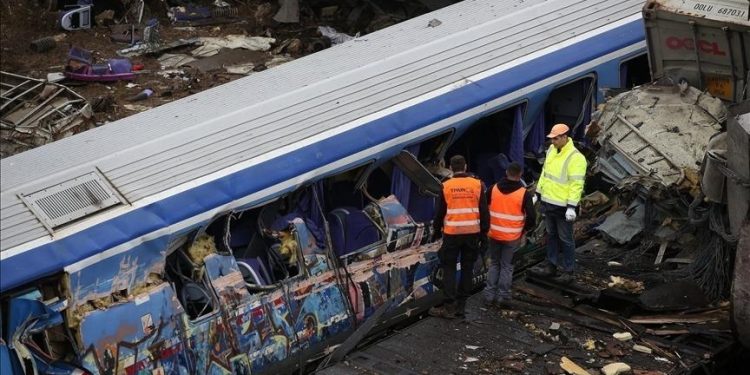 Παύλος Μόκκας: «Η εξουσία χωρίς μάσκα –  Το μήνυμα πίσω από την τραγωδία των Τεμπών»