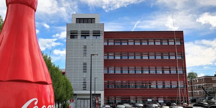 Coca-Cola HBC: Μπορεί να διατηρήσει την ανοδική της πορεία το 2025;