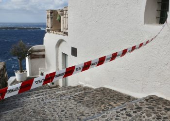 Στη Σαντορίνη κλιμάκιο της ΚΕΔΕ – Ενέργειες στήριξης προς το Δήμο Θήρας