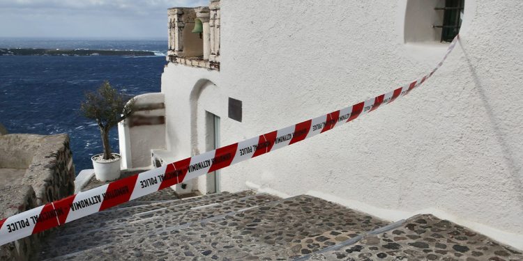 Στη Σαντορίνη κλιμάκιο της ΚΕΔΕ – Ενέργειες στήριξης προς το Δήμο Θήρας