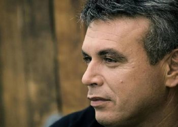 Πένθος για το ελληνικό τραγούδι: Έφυγε από τη ζωή ο Μανώλης Λιδάκης